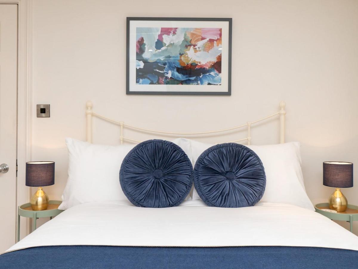 Pass The Keys 2 Bed Flat In The Heart Of Bath Apartment ภายนอก รูปภาพ